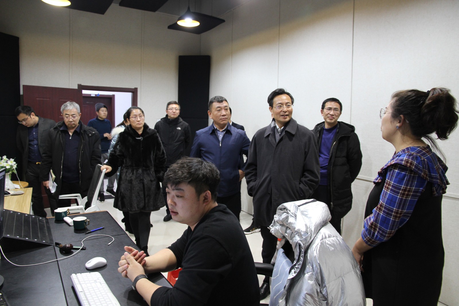 5e04128b6baea.jpg